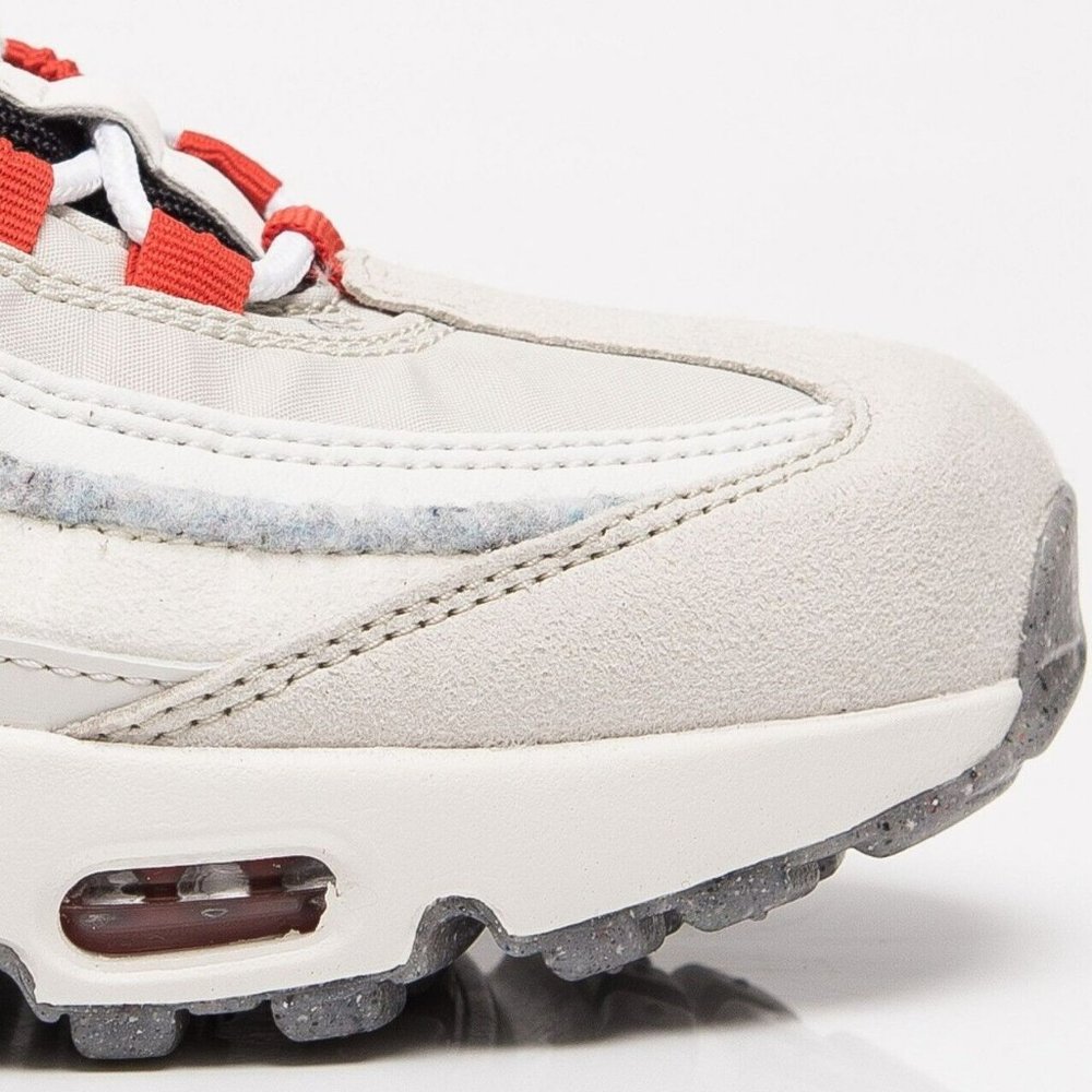 Nike Air Max 95 SE ( Light Bone/Habanero Red). Brand New. Mens Size: 9.5 - 12. - Picture 3 of 10